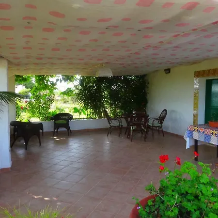 Country house Giardini Romeo La Melia *